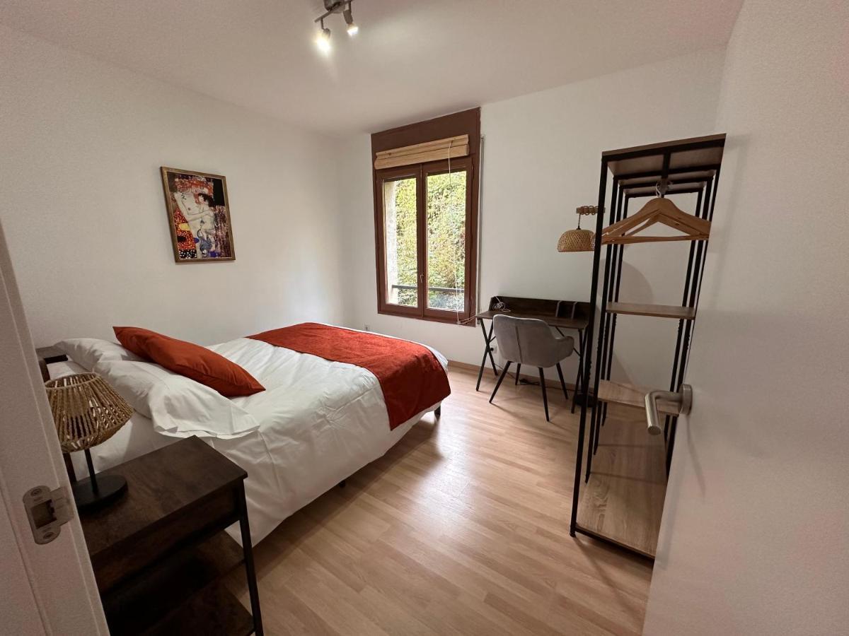 El Bressol De La Muntanya Apartment รีโปลล์ ภายนอก รูปภาพ
