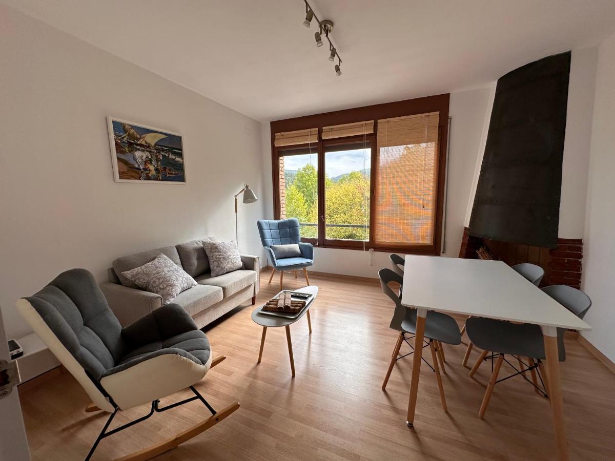 El Bressol De La Muntanya Apartment รีโปลล์ ภายนอก รูปภาพ
